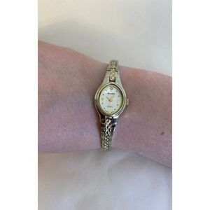 Retro Quartz Oval Watch‎ by Sharp